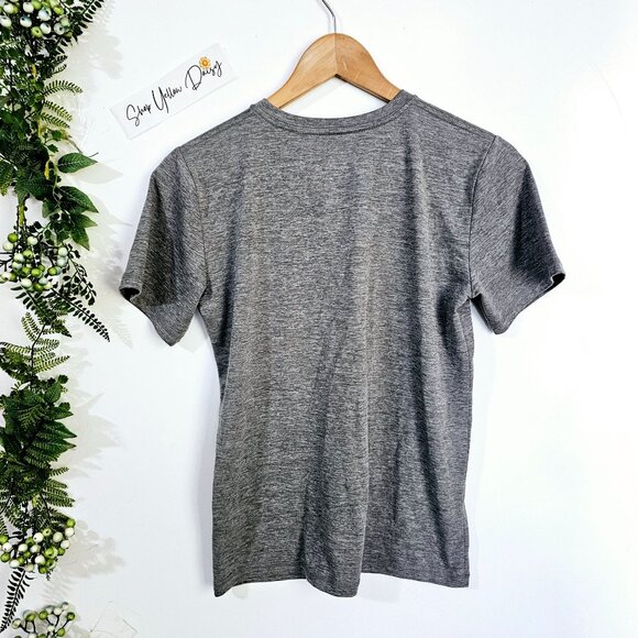 Adidas Gray T-Shirt M‎ Youth 10/12 Crew Neck Short Sleeve ~SS140.4 - Picture 3 of 3